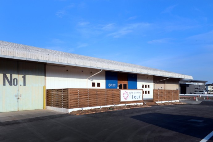 カフェ＆ダイニングフルール