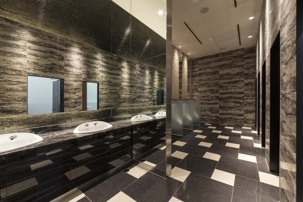 アリーナ貴志川店