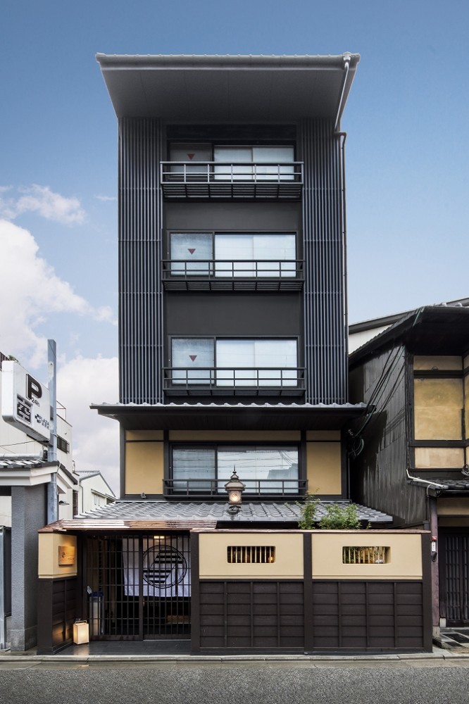 HOTEL  ETHNOGRAPHY  衹園新門前