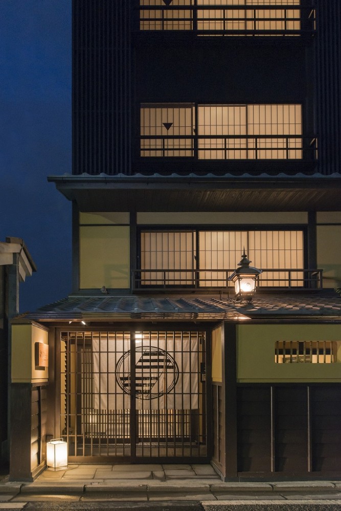 HOTEL  ETHNOGRAPHY  衹園新門前