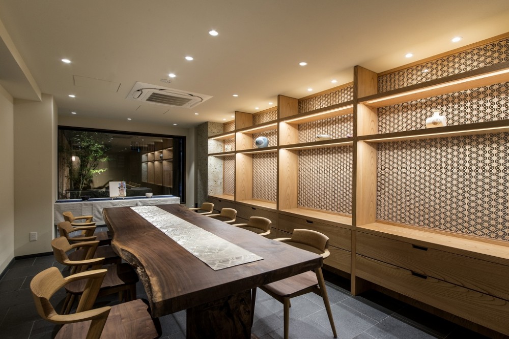 HOTEL  ETHNOGRAPHY  衹園新門前