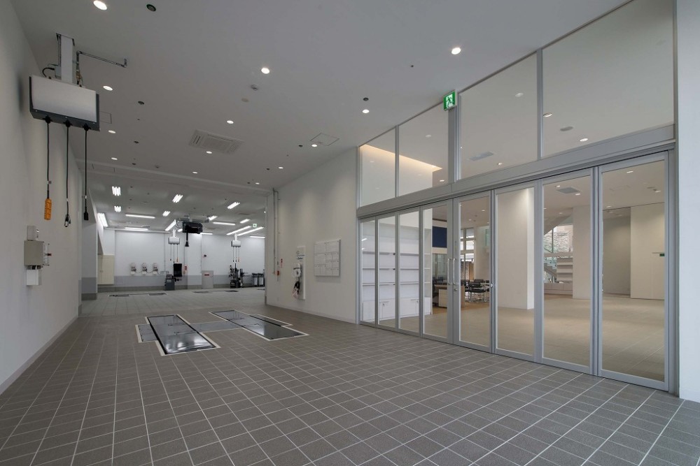 Volkswagen 大阪城東