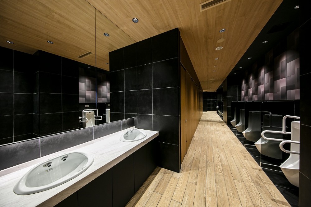 スーパーラッキー 津幡店