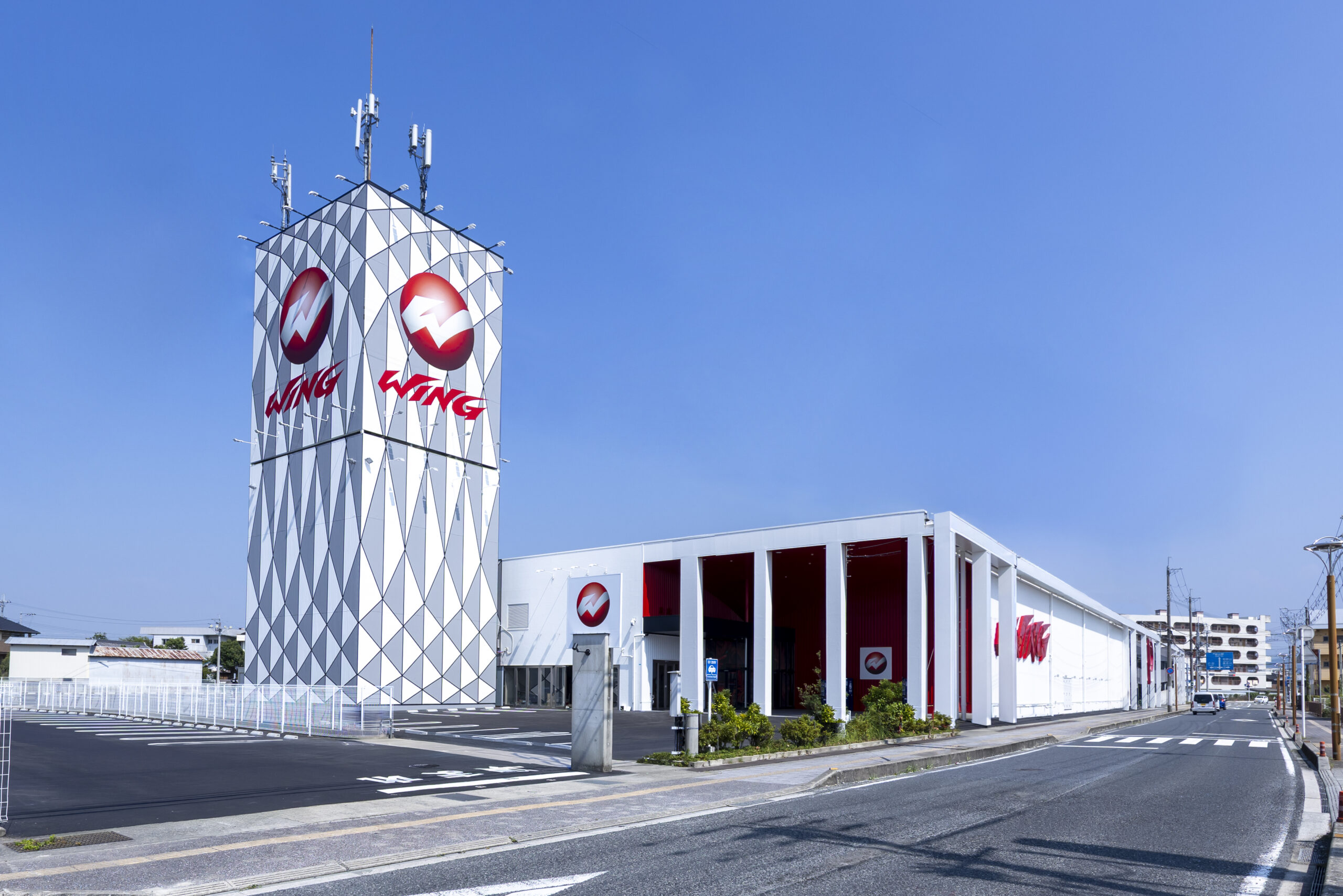 ウイング岩出店